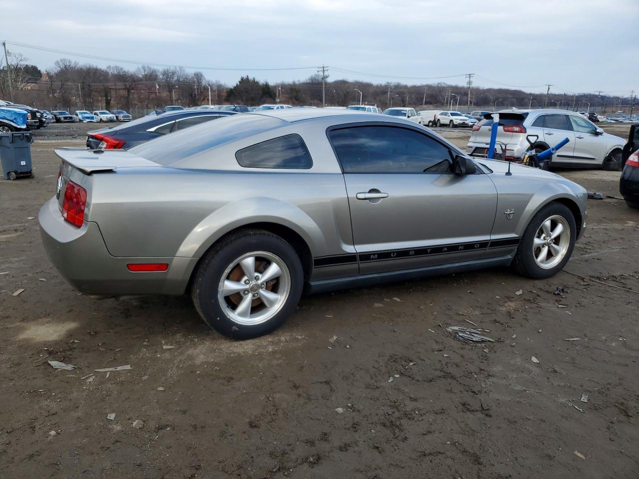 2009 FORD MUSTANG