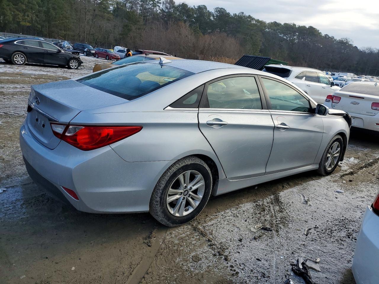 2014 HYUNDAI SONATA