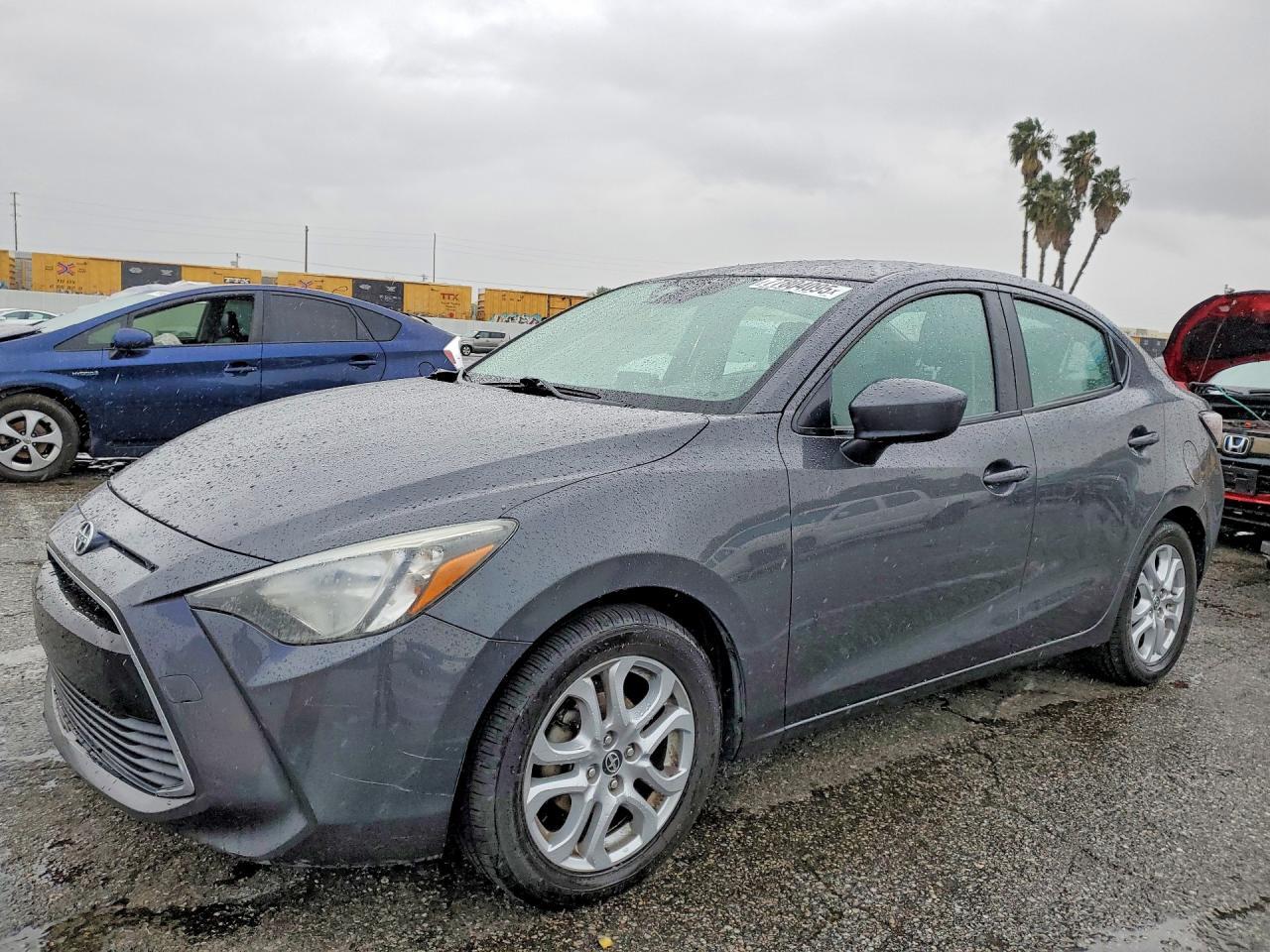 2016 TOYOTA SCION
