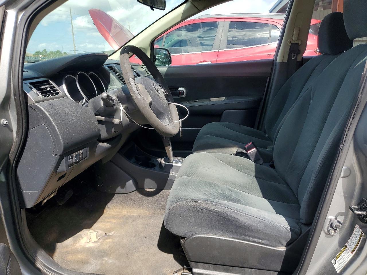 2011 NISSAN VERSA