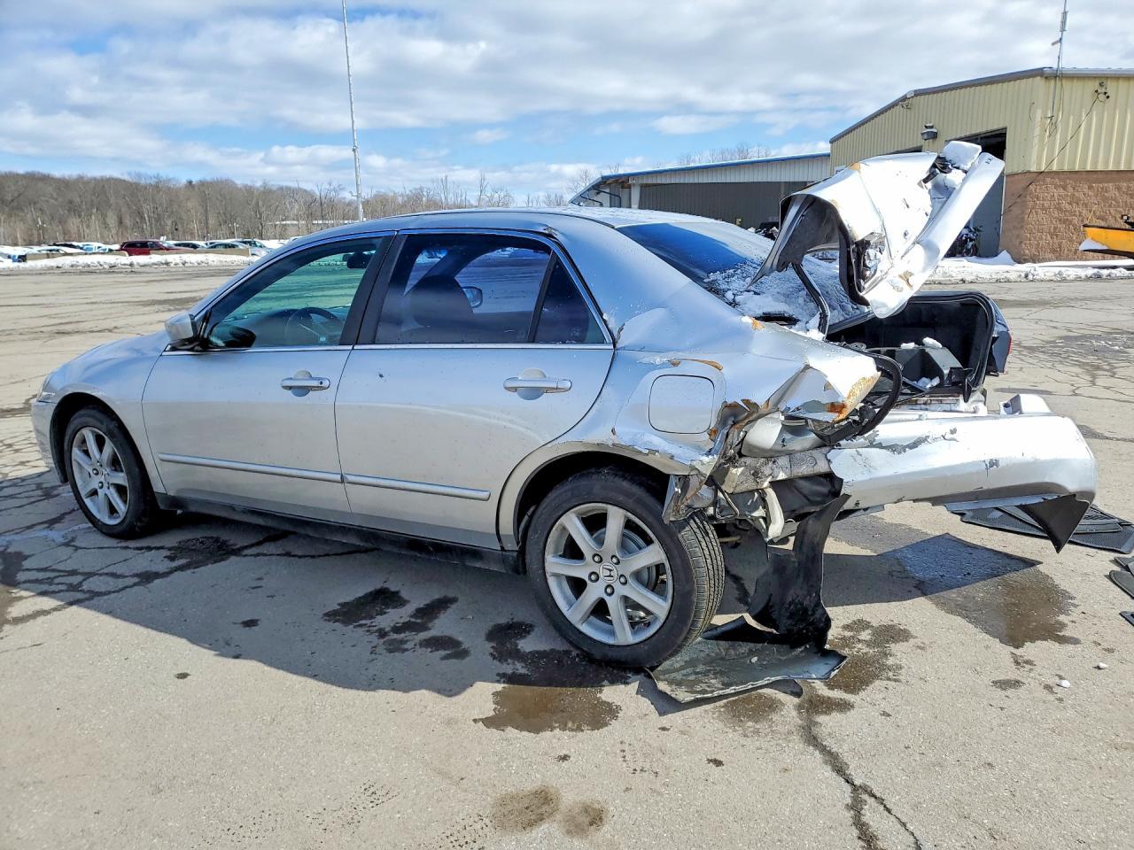 2004 HONDA ACCORD