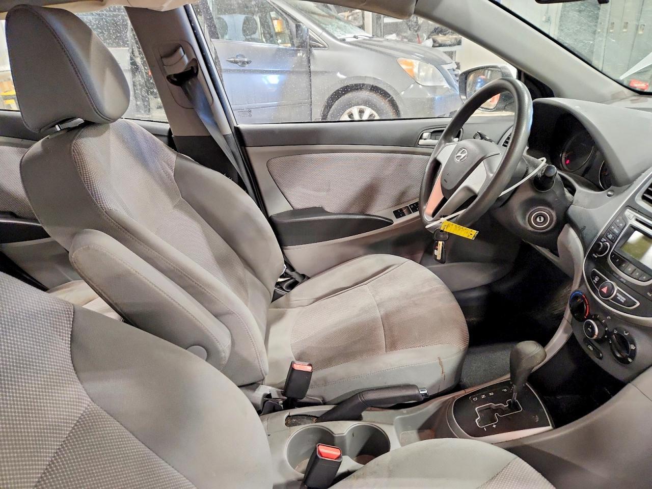 2013 HYUNDAI ACCENT