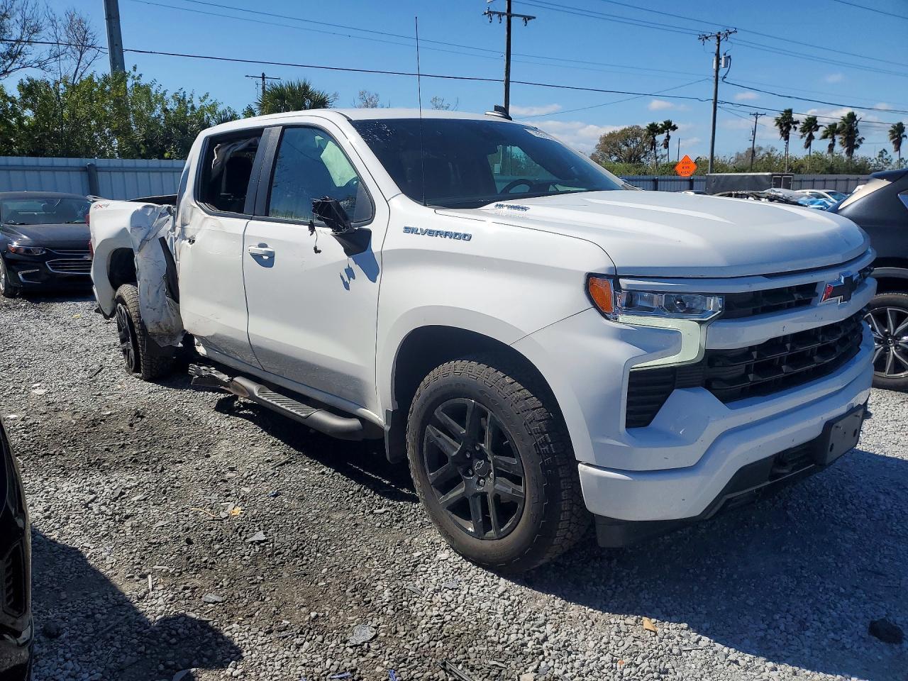2026 CHEVROLET Silverado