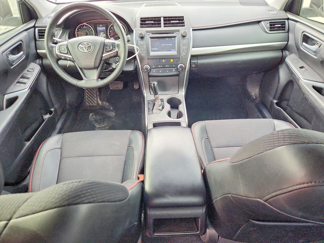 2016 TOYOTA CAMRY