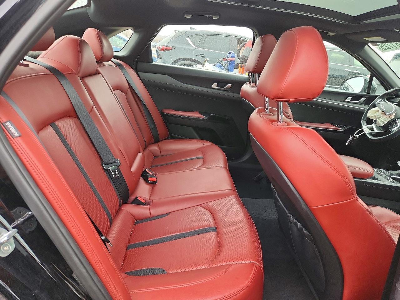 2022 KIA K5