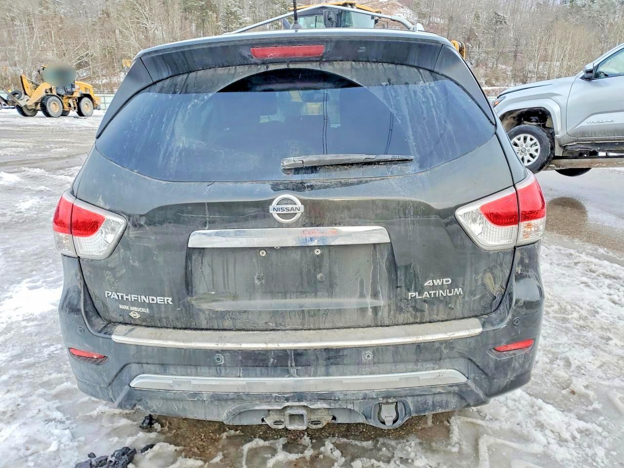 2015 NISSAN PATHFINDER