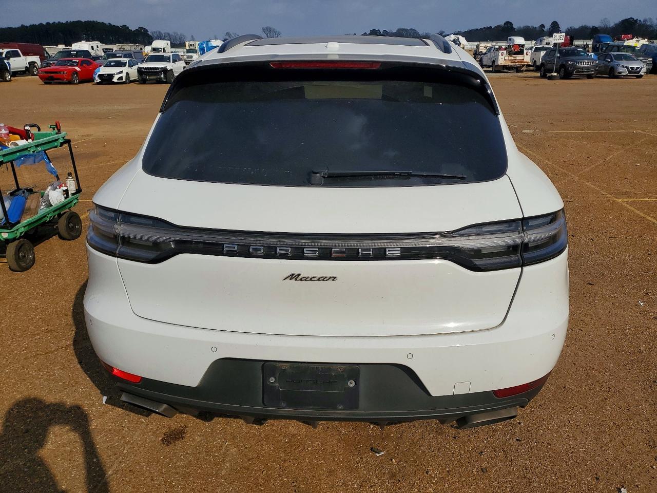 2021 PORSCHE Macan
