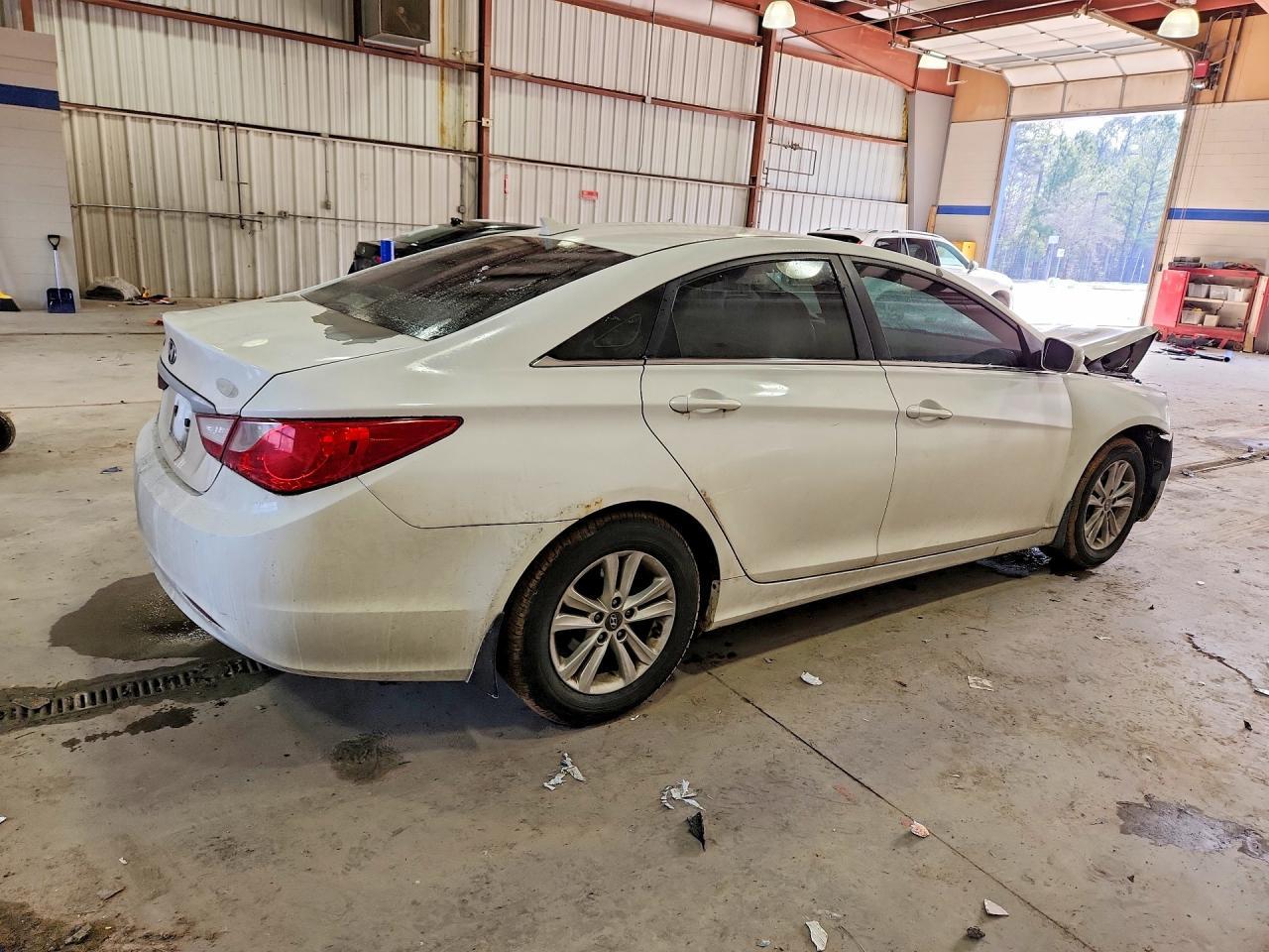 2013 HYUNDAI SONATA