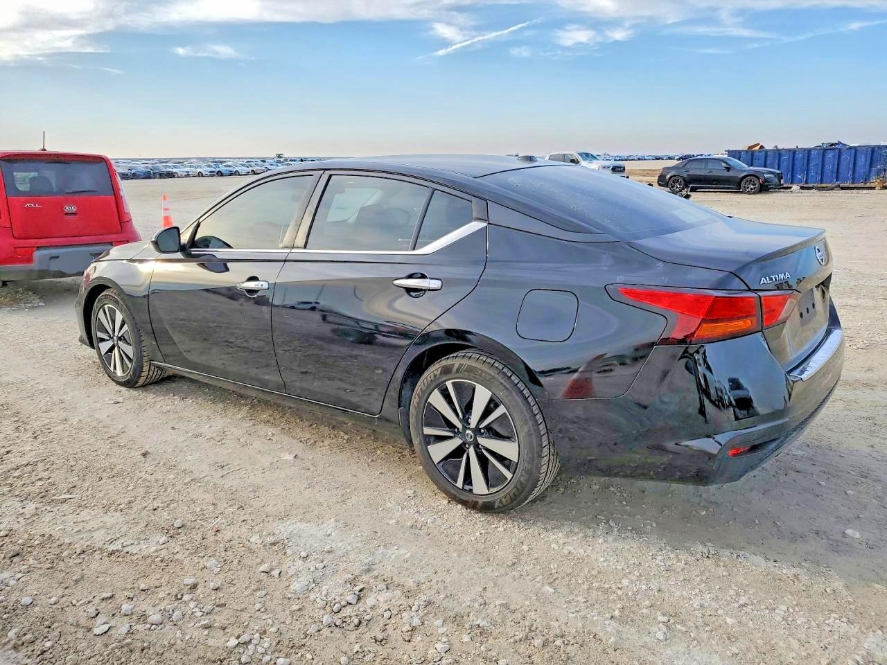 2022 NISSAN ALTIMA