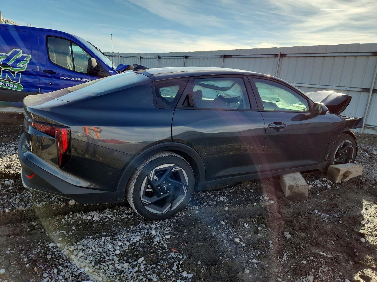 2025 KIA K4