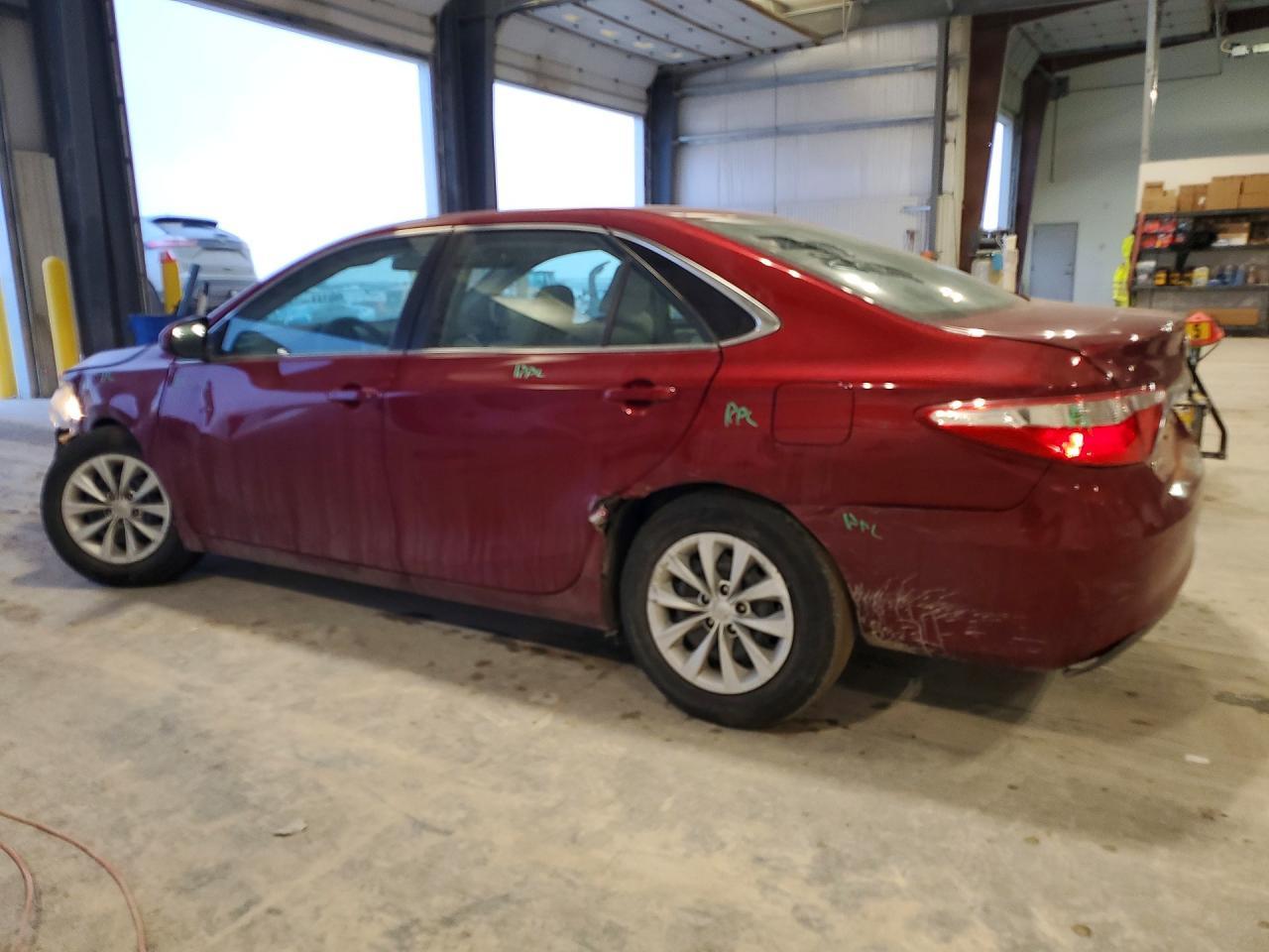 2016 TOYOTA CAMRY