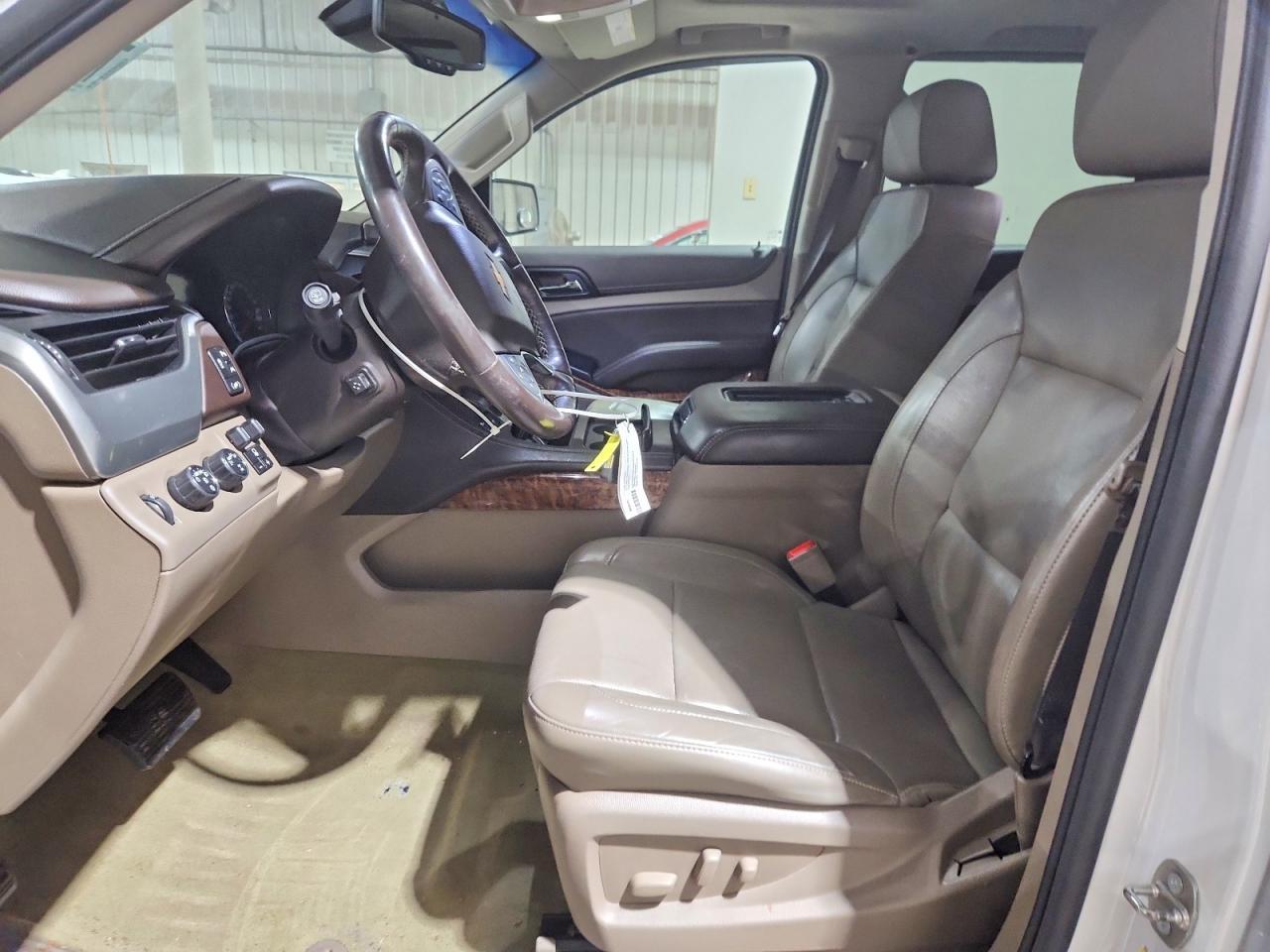 2017 CHEVROLET Suburban