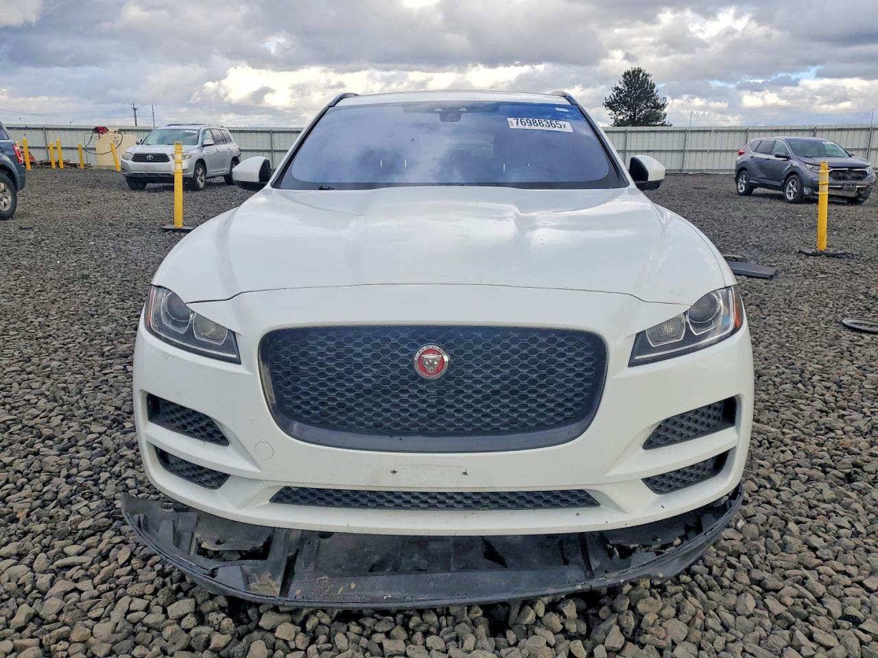 2017 JAGUAR F-Pace