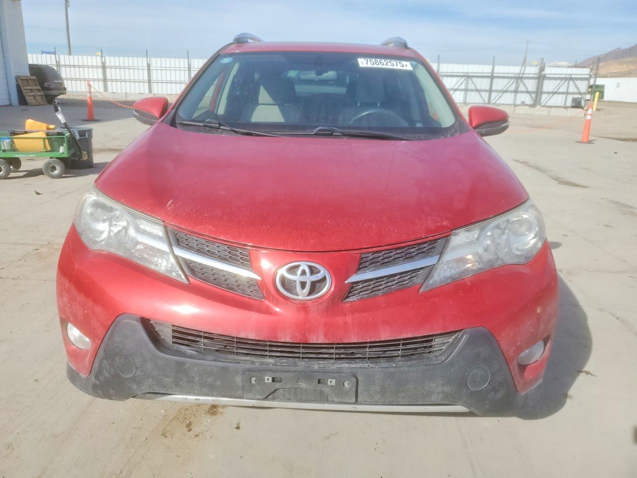 2015 TOYOTA RAV4