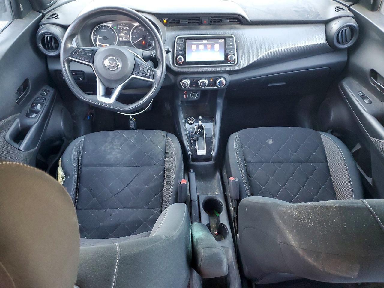2020 NISSAN KICKS