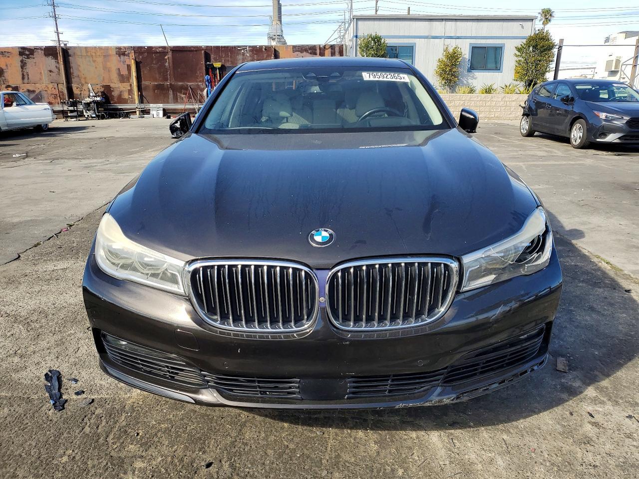 2016 BMW 7 series