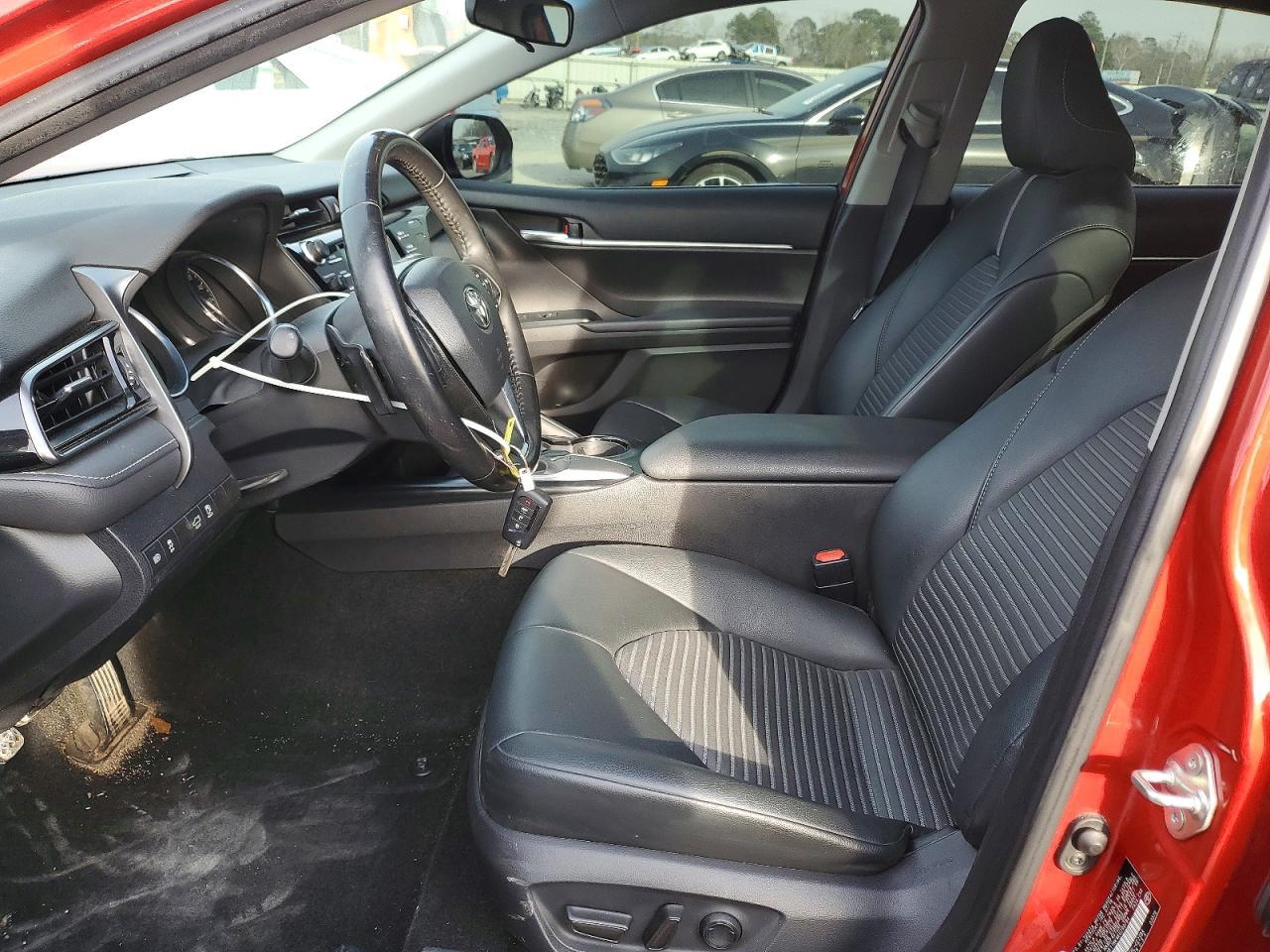 2019 TOYOTA CAMRY