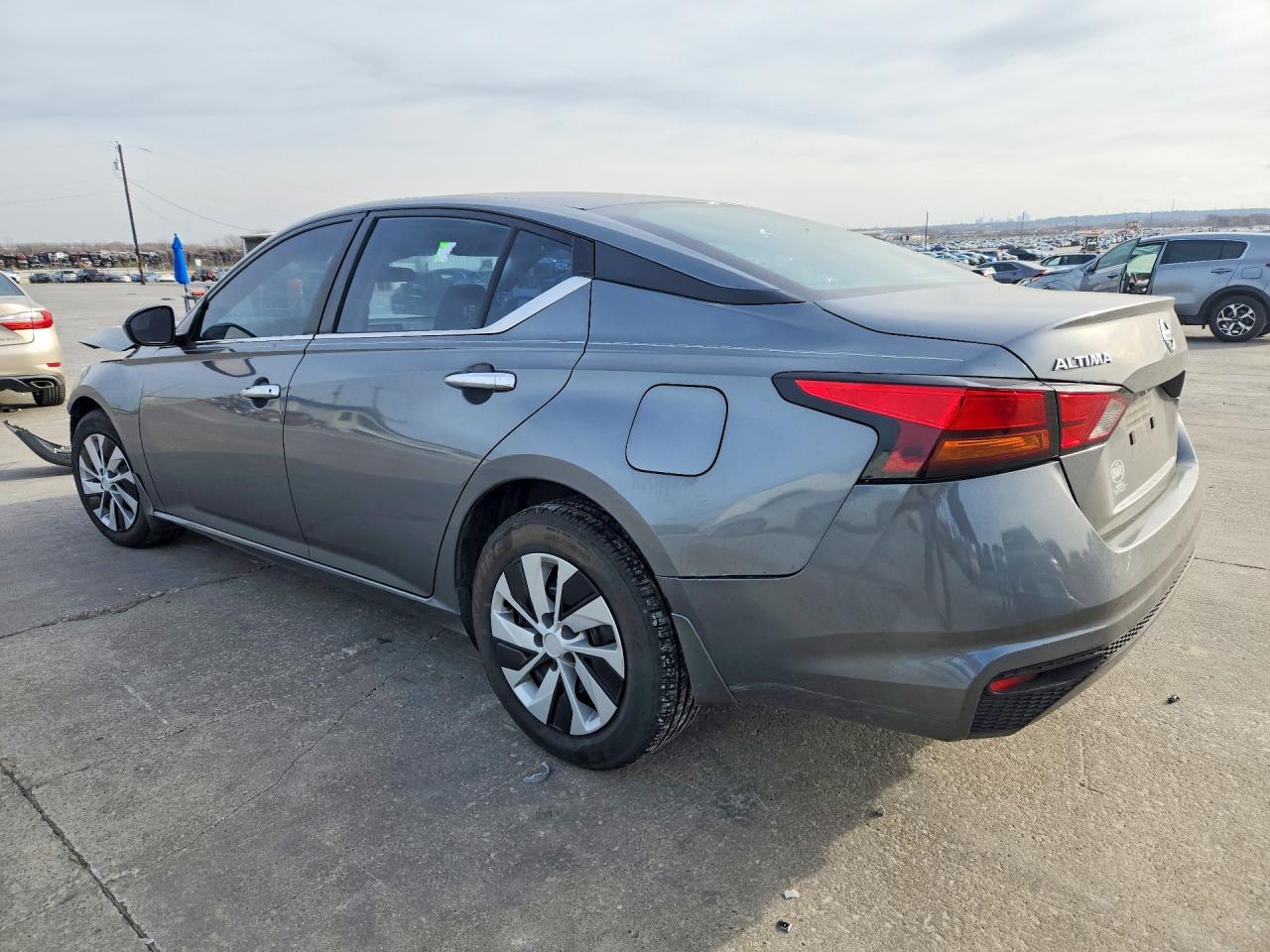 2022 NISSAN ALTIMA