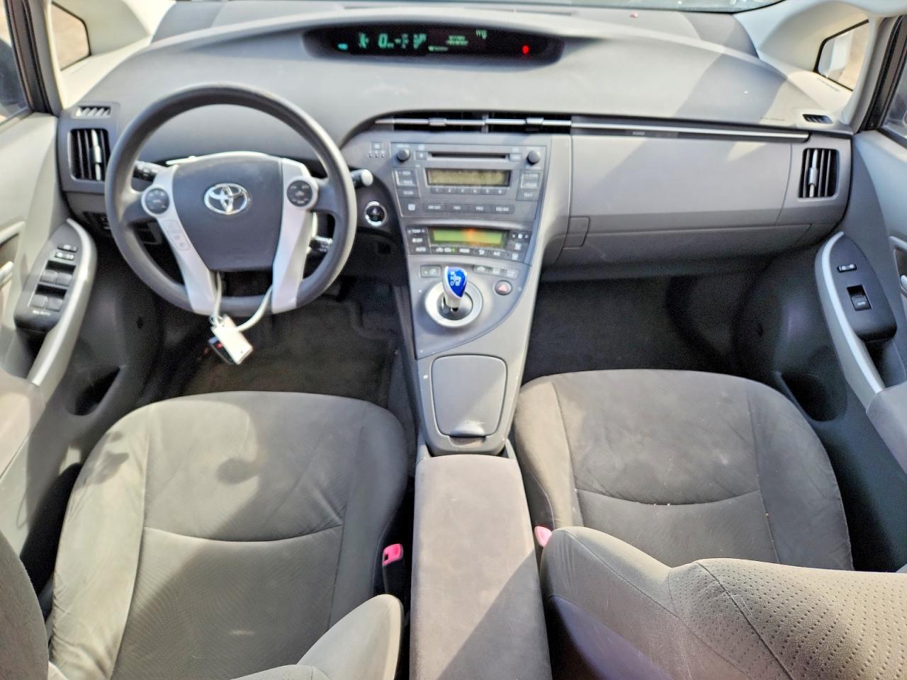 2011 TOYOTA PRIUS