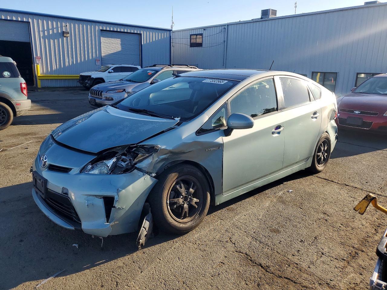 2014 TOYOTA PRIUS