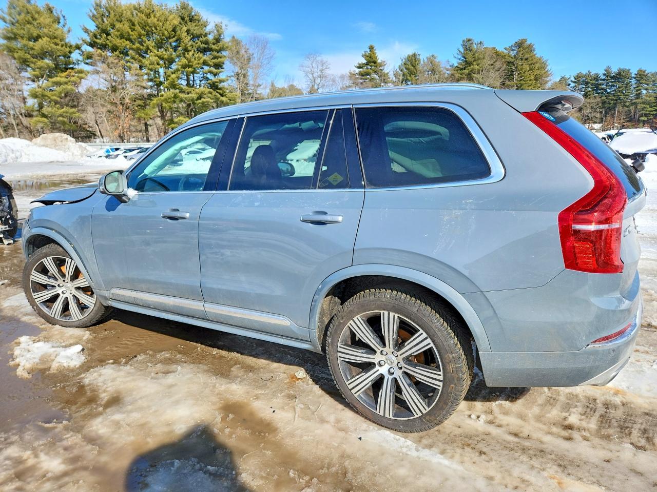 2020 VOLVO XC90