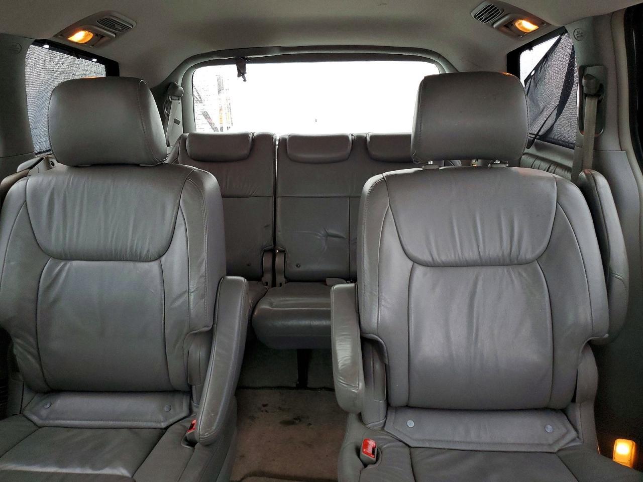 2006 TOYOTA SIENNA