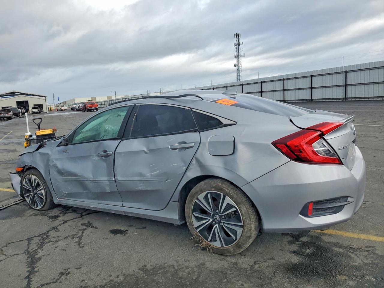 2017 HONDA CIVIC