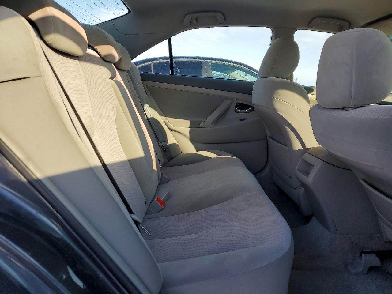 2010 TOYOTA CAMRY