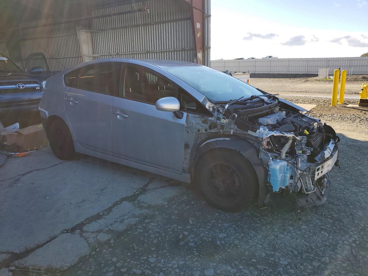 2015 TOYOTA PRIUS