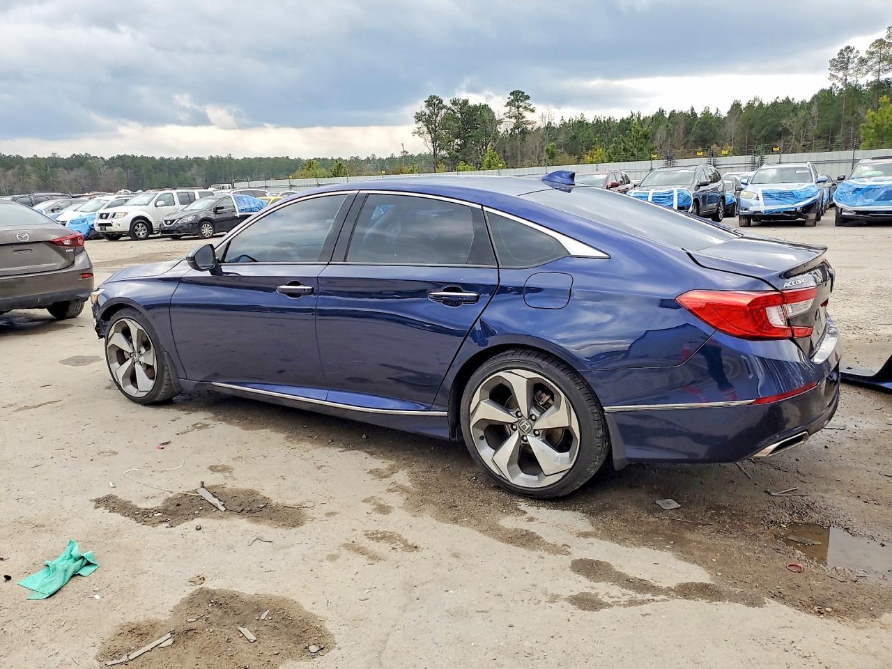 2018 HONDA ACCORD