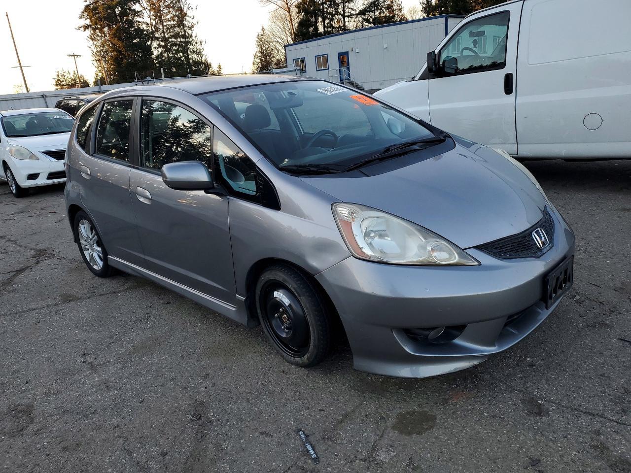 2009 HONDA FIT