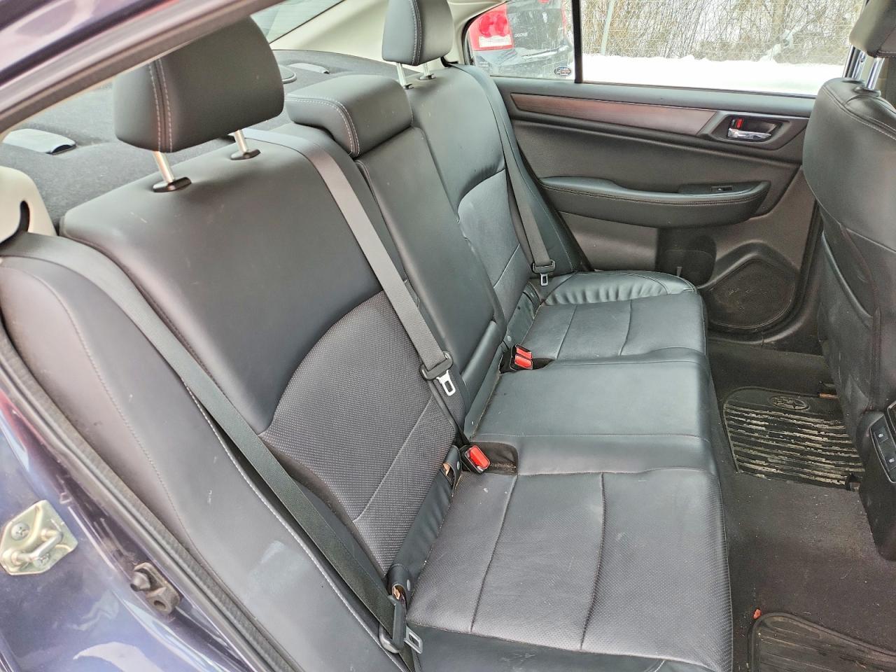 2016 SUBARU Legacy