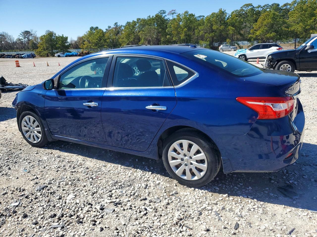 2017 NISSAN SENTRA