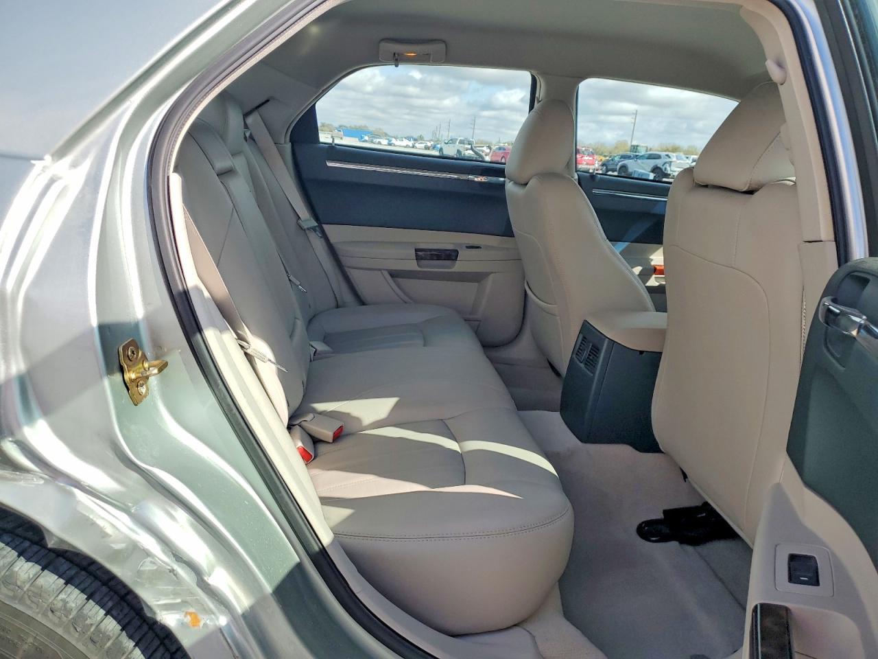 2006 CHRYSLER 300