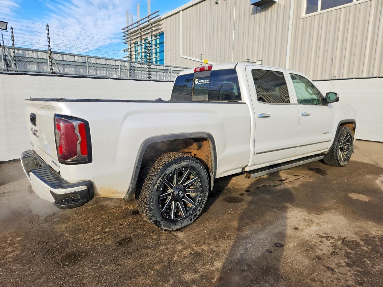 2016 GMC Sierra