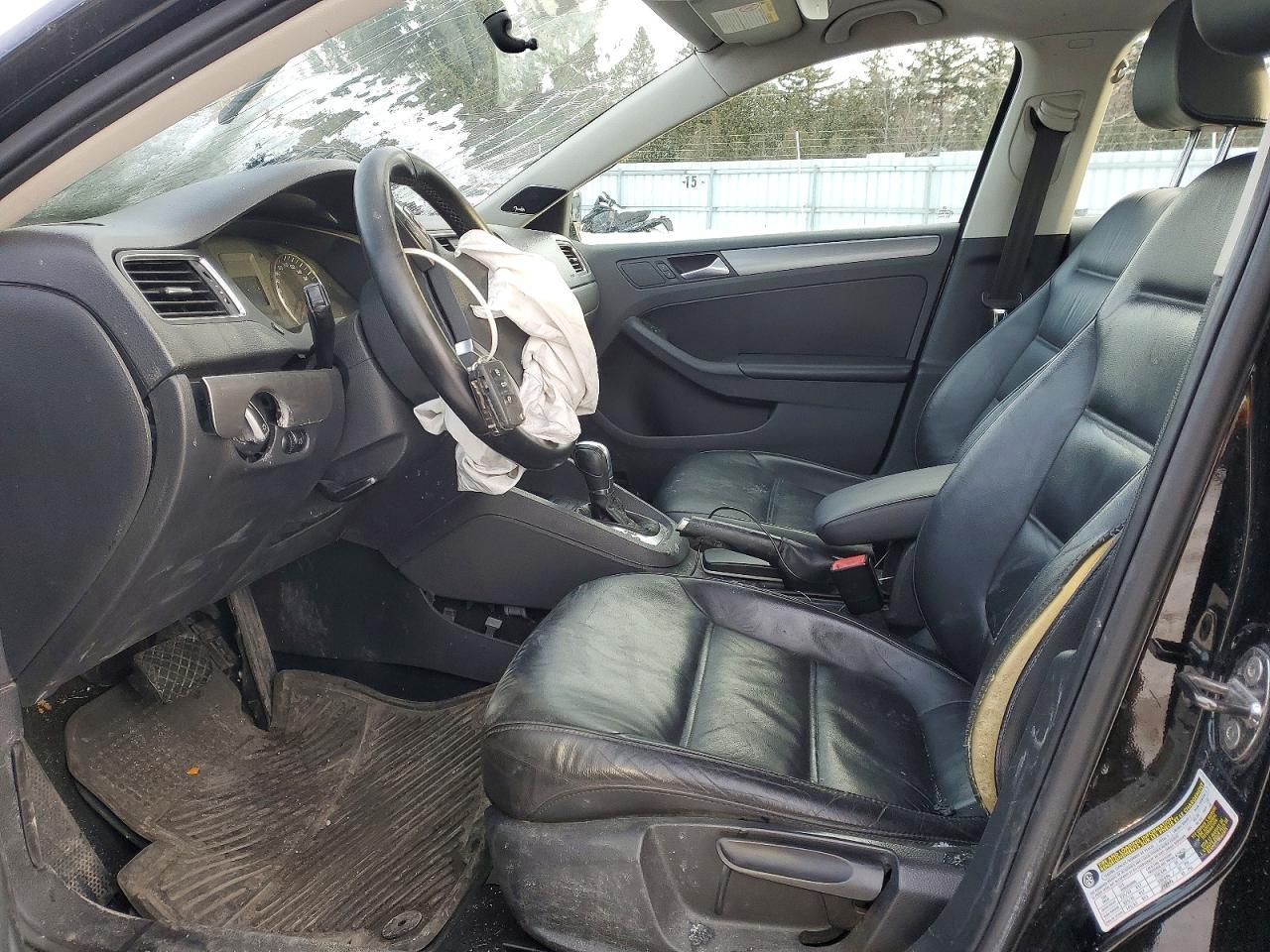 2013 VOLKSWAGEN JETTA