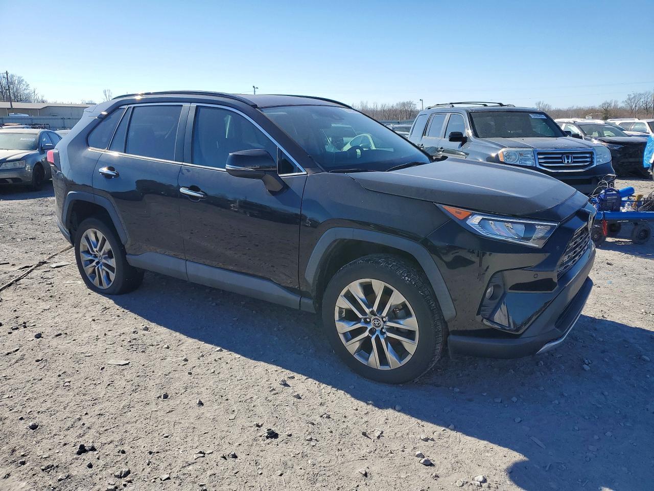 2019 TOYOTA RAV4