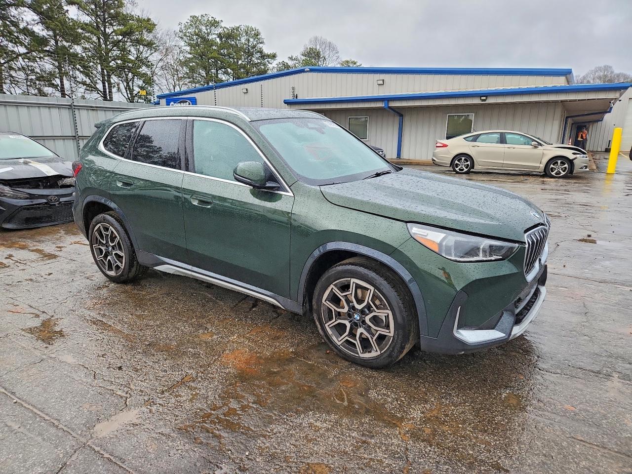 2025 BMW X1