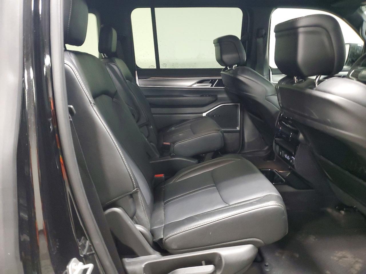 2025 JEEP Wagoneer
