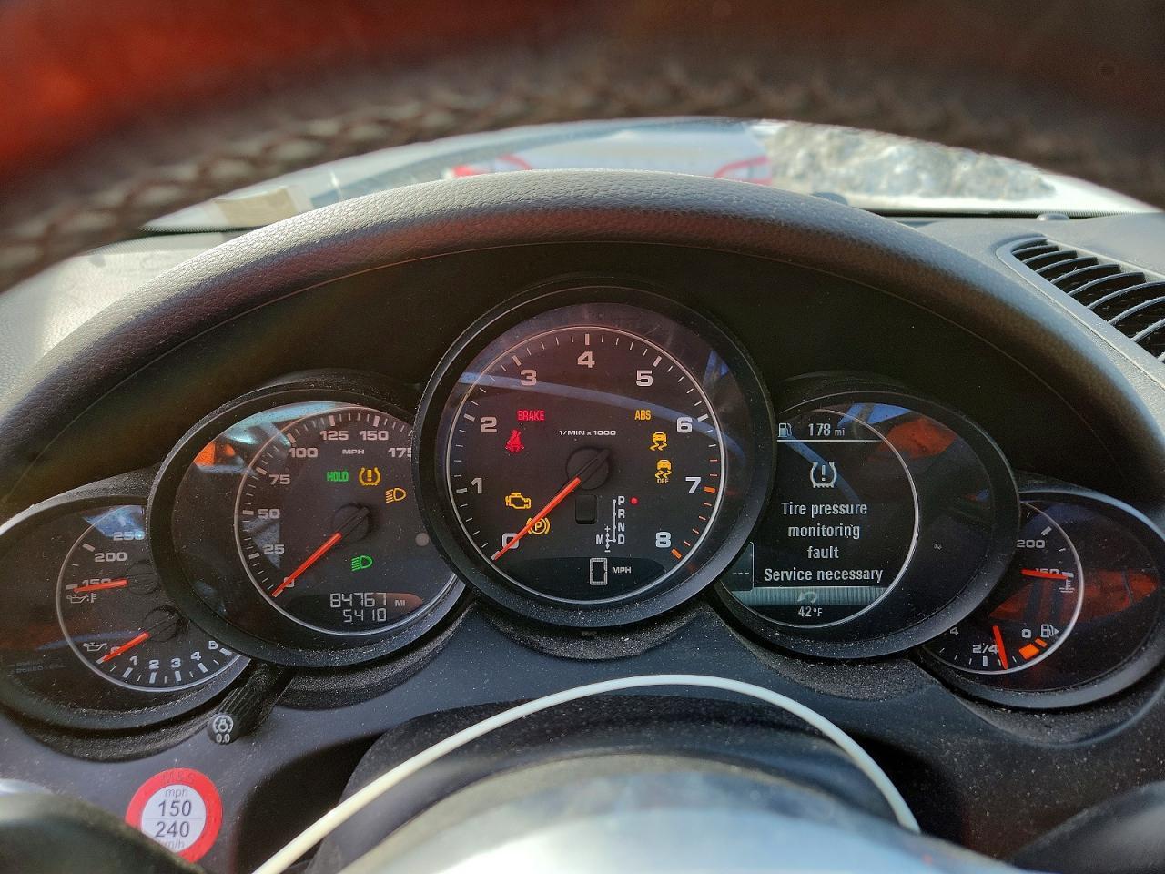 2017 PORSCHE CAYENNE