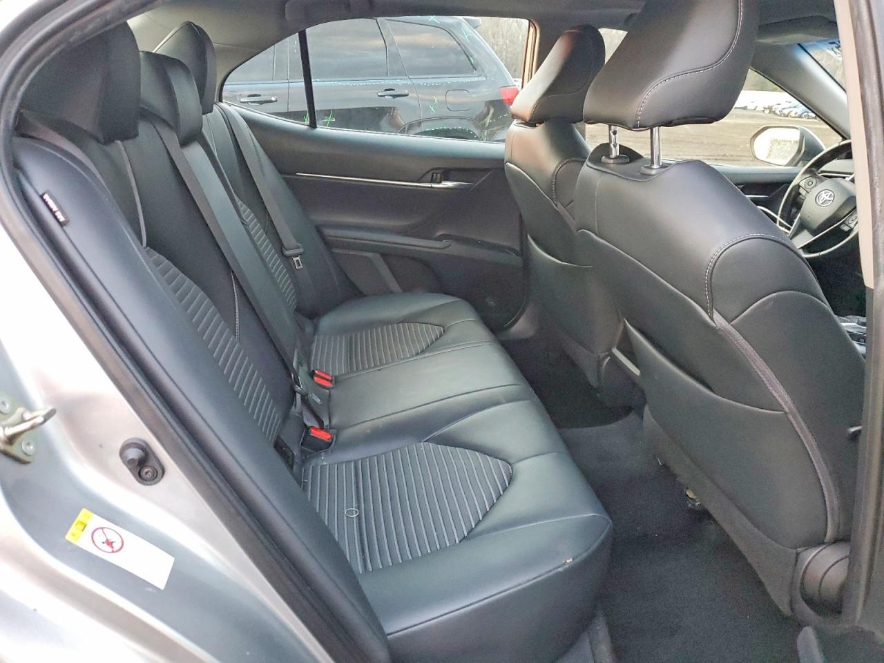 2019 TOYOTA CAMRY