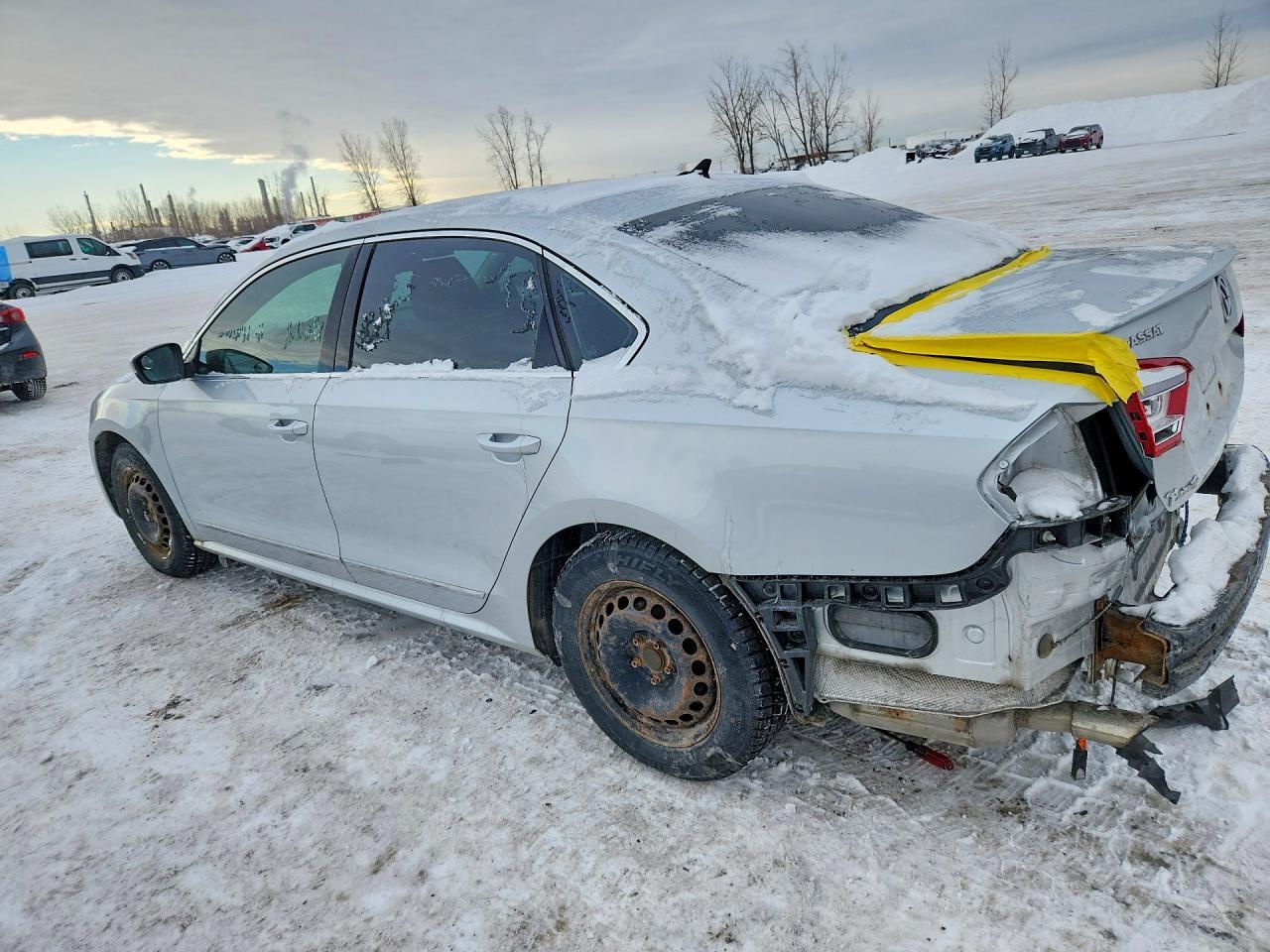 2014 VOLKSWAGEN Passat