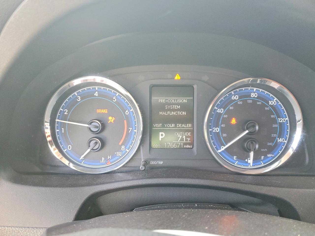2017 TOYOTA COROLLA