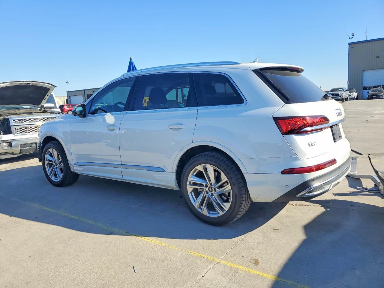 2023 AUDI Q7