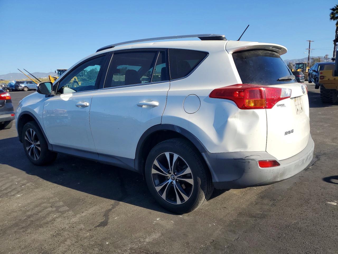 2015 TOYOTA RAV4