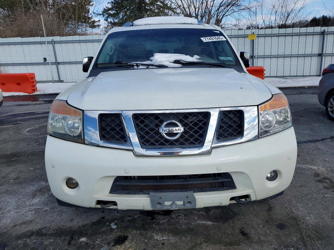 2015 NISSAN Armada