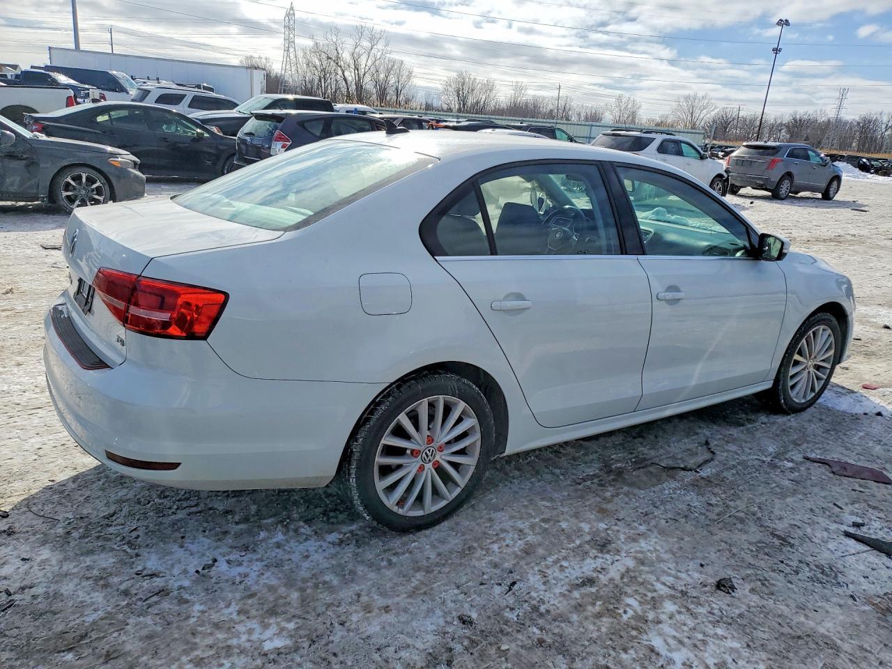2015 VOLKSWAGEN JETTA