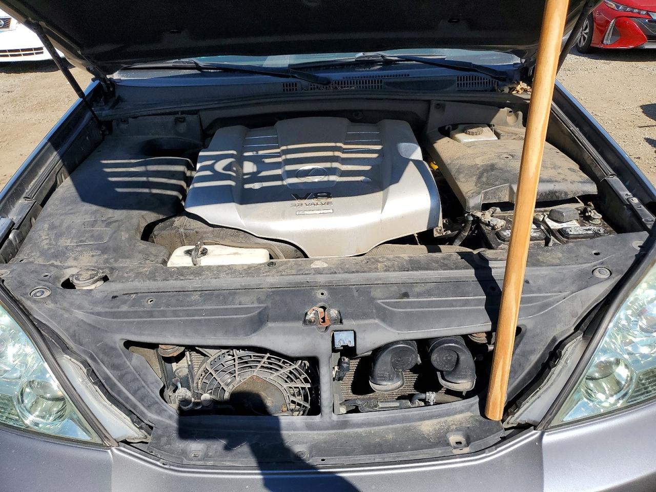 2004 LEXUS Gx 470