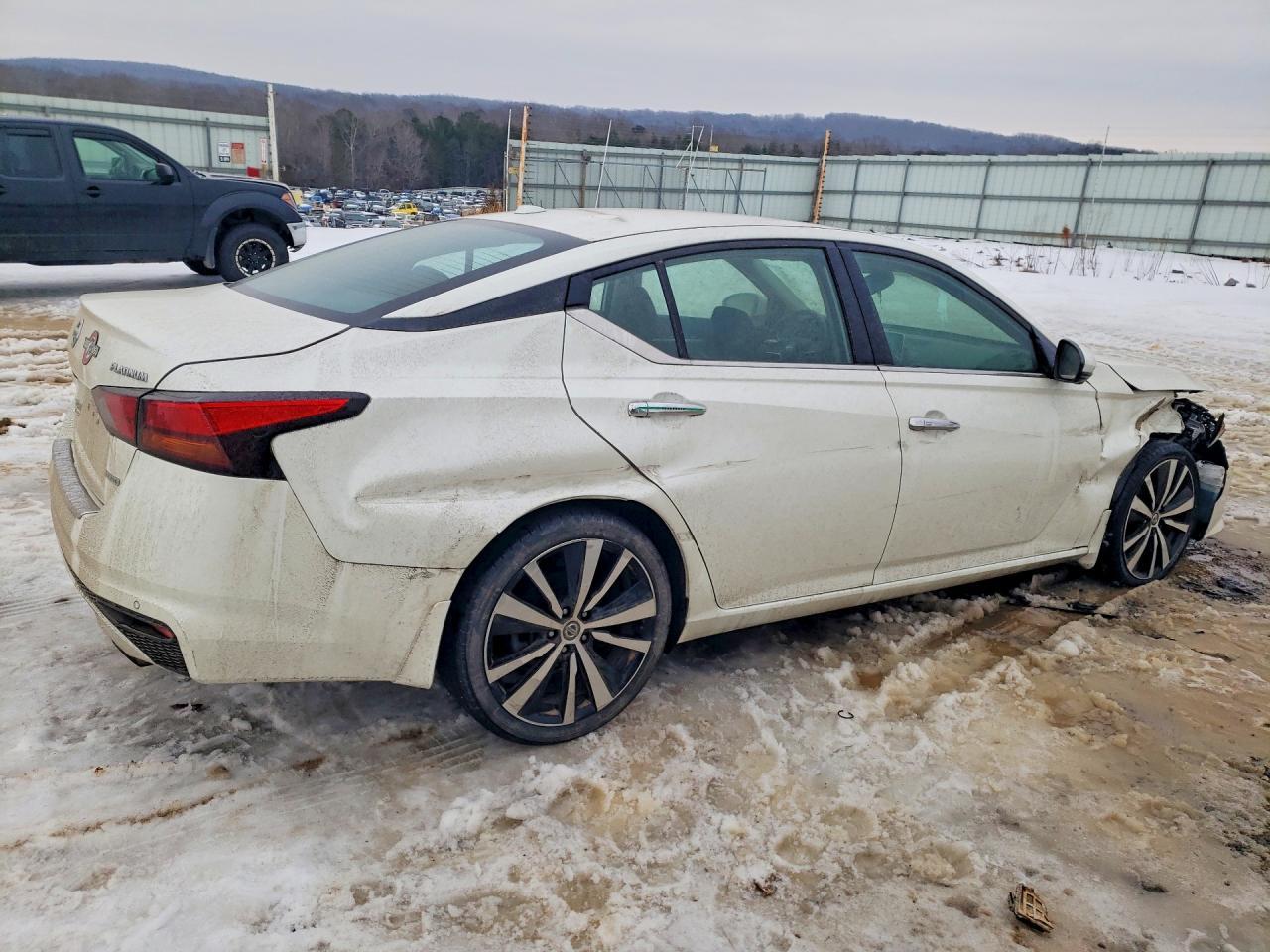 2020 NISSAN ALTIMA