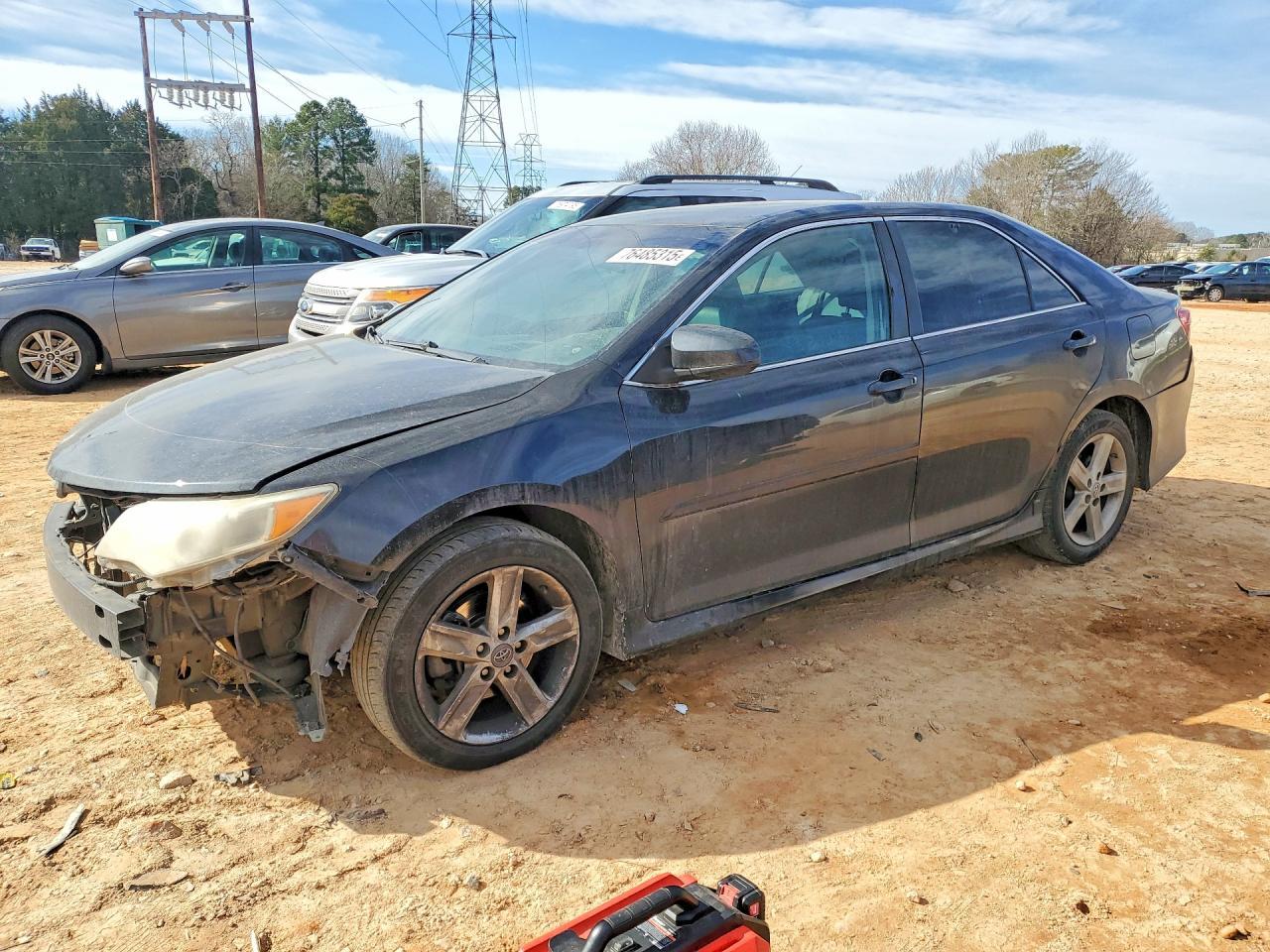 2012 TOYOTA CAMRY